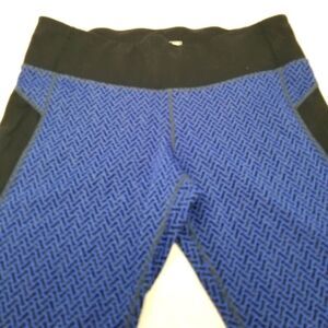 KIRKLAND SIGNATURE WORKOUT PANTS. SIZE M